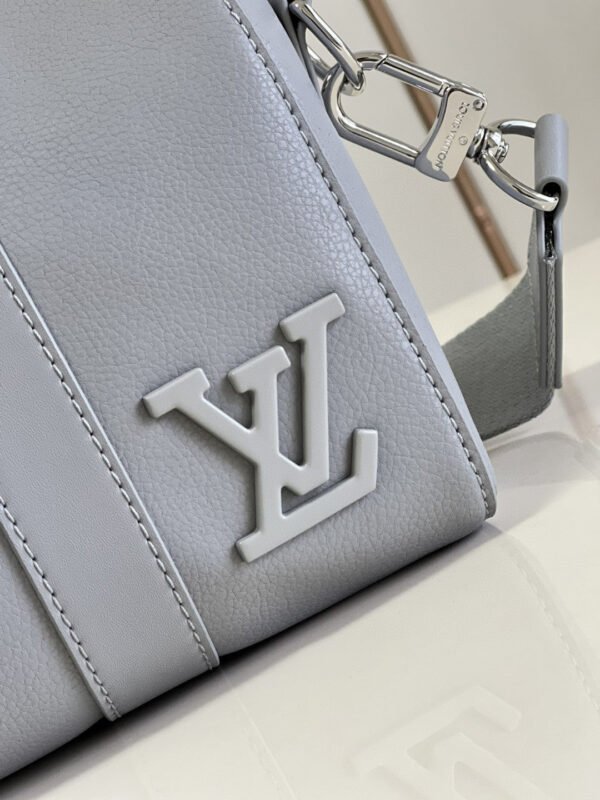 674d395f LV City Keepall Grey Aerogram For Women, WoBags, Crossbody Bags 10.6in/27cm LV M59328