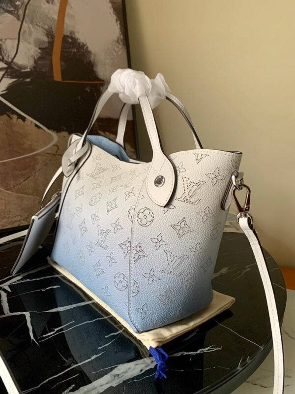 LV Hina PM Gradient Blue For Women, Women¡¯s Handbags, Shoulder And Crossbody Bags 9in/23cm LV