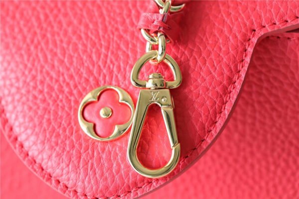 6de11334 LV Capucines MM Taurillon Red For Women, Women¡¯s Bags, Shoulder And Crossbody Bags 12.4in/31.5cm LV?