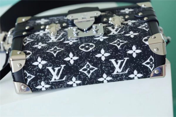 LV Petite Malle Monogram Jacquard Denim Navy Blue For Women,  Shoulder And Crossbody Bags 7.9in/20cm LV?