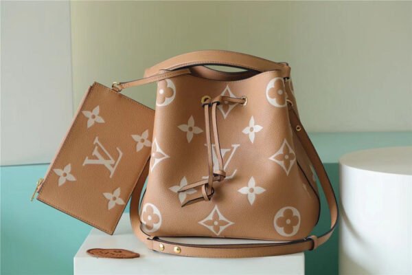 LV NeoNoe MM Monogram Empreinte Arizona Beige / Cream For Women, Women¡¯s Handbags 10.2in/26cm LV M45808