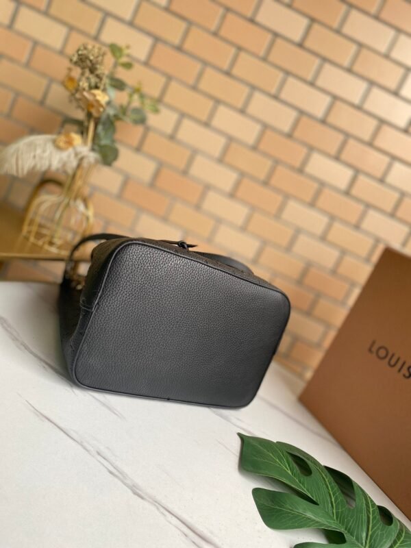 LV NeoNoe MM Bucket Bag Monogram Empreinte Black For Women, Women¡¯s Handbags, Shoulder Bags 10.2in/26cm LV M45256