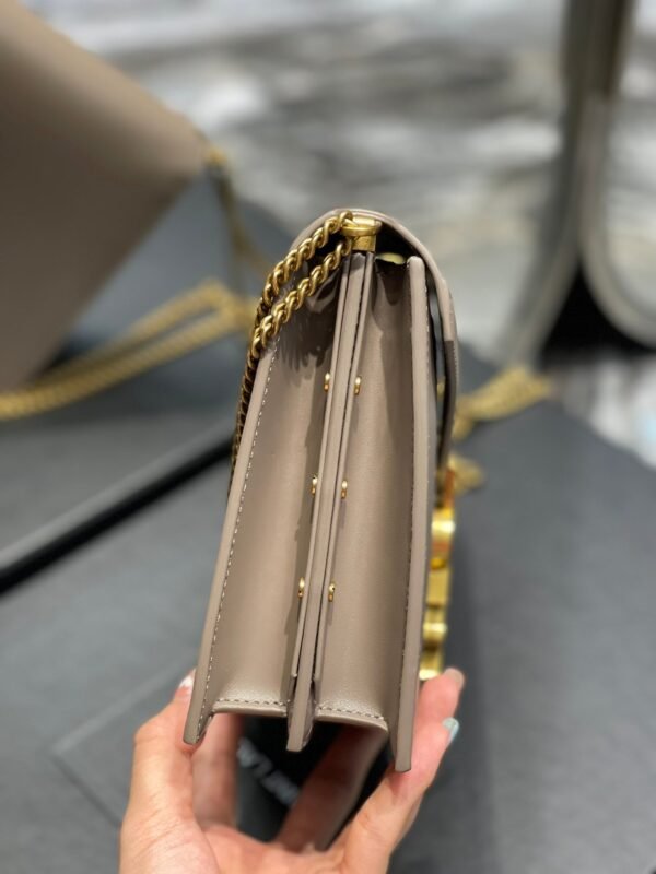 78269847 YSSL Cassandra Medium Chain Bag In Grain De Poudre Embossed For Women 8.6in/22cm YSL