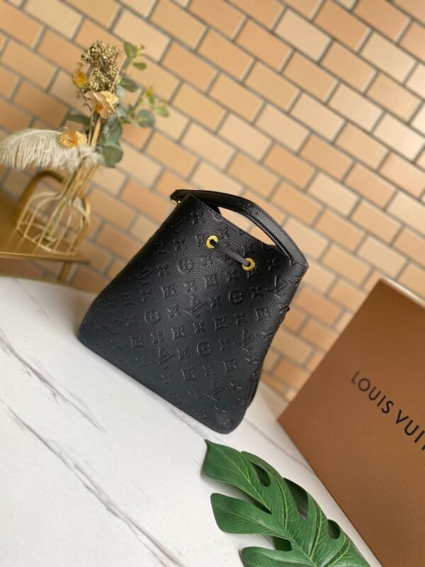 LV NeoNoe MM Bucket Bag Monogram Empreinte Black For Women, Women¡¯s Handbags, Shoulder Bags 10.2in/26cm LV M45256