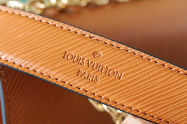 LV Twist MM Epi Gold Miel Brown For Women, Women¡¯s Bags, Shoulder And Crossbody Bags 9.1in/23cm LV M59686