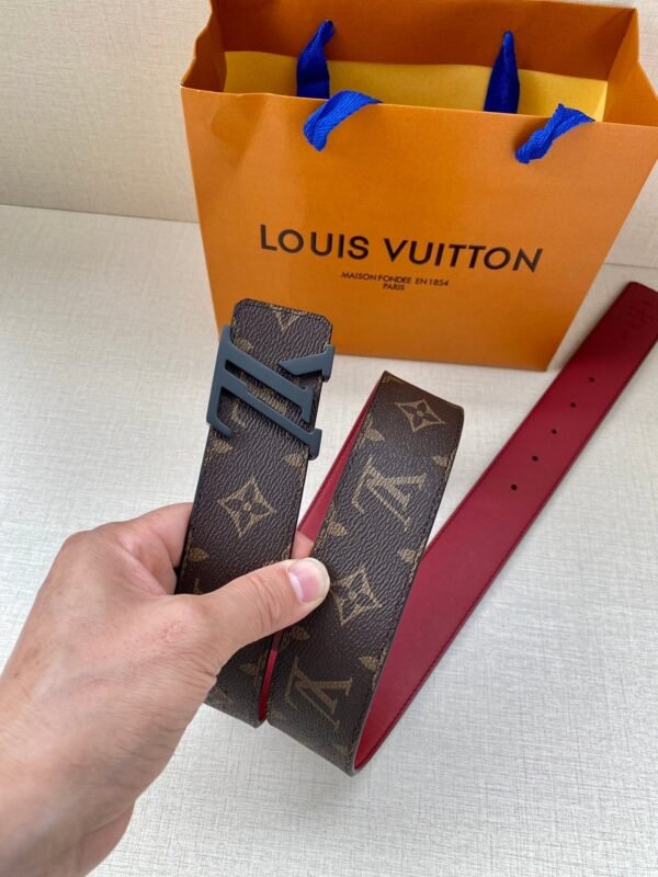 Luxury  LUV  BELTS 019