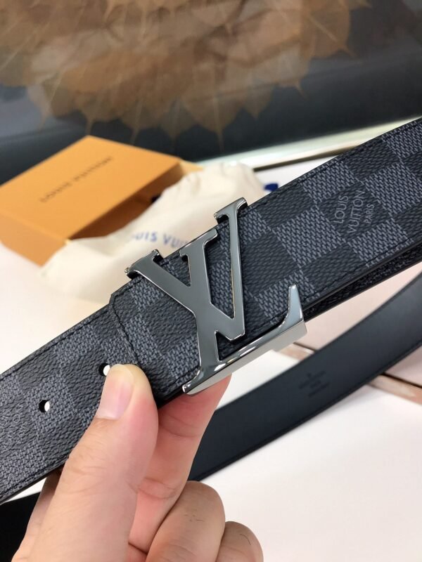 Luxury  LUV  BELTS 004