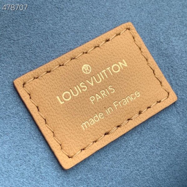 LV Coussin PM Monogram Embossed Puffy Cream For Women, Women¡¯s Handbags, Shoulder And Crossbody Bags 10.2in/26cm LV