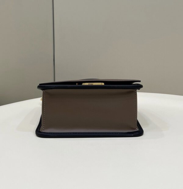FI Kan I F Small Brown Bag For Woman 15cm/5.5in 8BT286A651F13VK