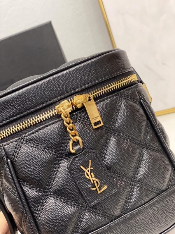 8b4c18f2 YSSL Vanity Bag In Carr¨¦-Quilted Grain De Poudre Black For Women 6.4in/16.5cm YSL 649779DME271000