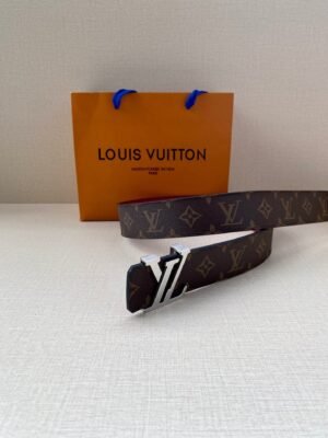 Luxury  LUV  BELTS 019