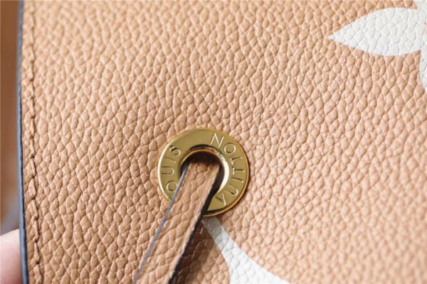 LV NeoNoe MM Monogram Empreinte Arizona Beige / Cream For Women, Women¡¯s Handbags 10.2in/26cm LV M45808