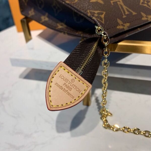 921751562045147-pic-83283-1562045235 LV Toiletry Pouch On Chain Monogram Canvas For Women, Women¡¯s Wallet 9.8in/25cm LV M81412