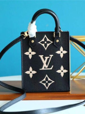 LV Petit Sac Plat By The Pool 17cm Black