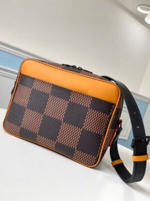 LV Messenger Nil Damier Ebene Canvas And Monogram Canvas For Men, Bags 10.6in/27cm LV N40359