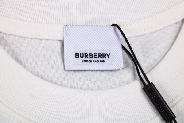 9521718d Burberry Knight Print T-Shirt - White and Orange