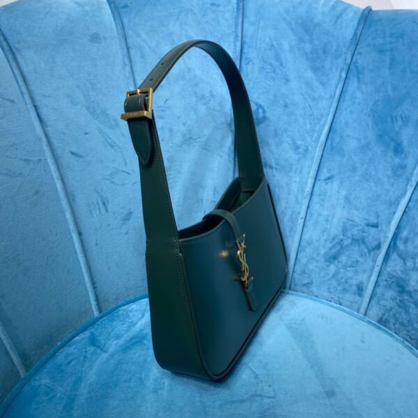 YSSL Le 5 ¨¤ 7 Hobo Bag In Smooth Dark Green For Women 9in/23cm YSL 6572282R20W3045