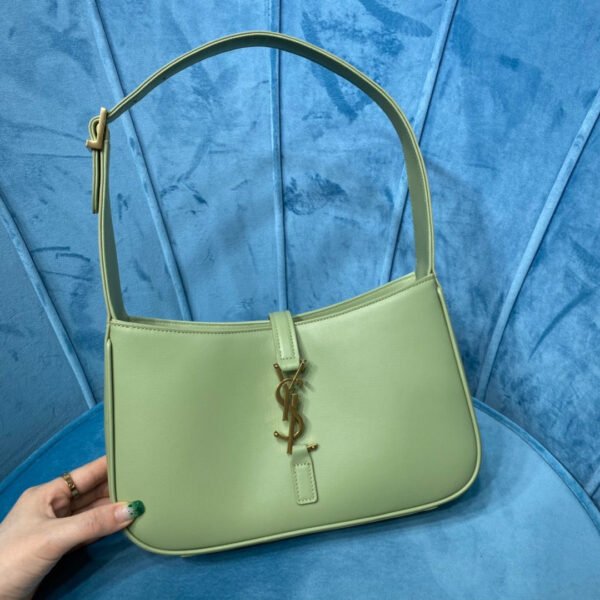 YSSL Le 5 ¨¤ 7 Hobo Bag In Smooth Light Green For Women 9in/23cm YSL 6572282R20W3316
