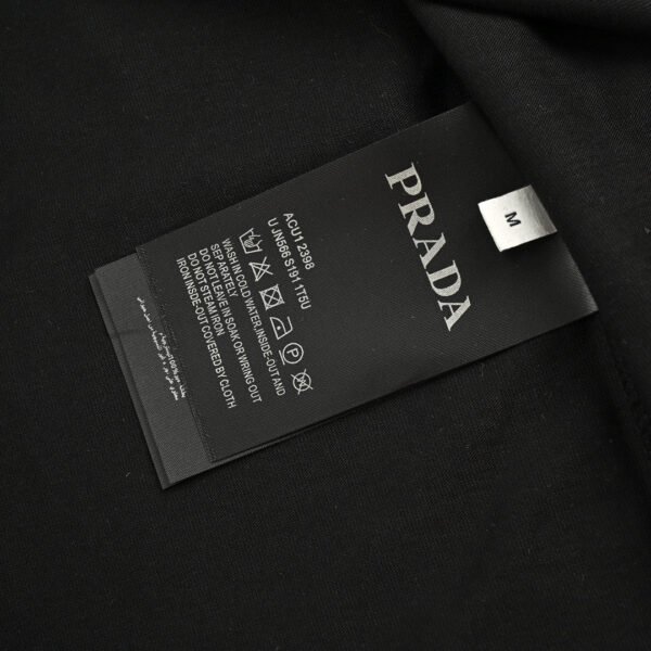 9_3669910f-a924-4b63-8277-4dcc0296e05c Prada T-Shirt