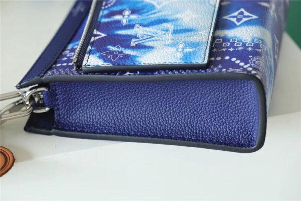 9aa8133f LV Gaston Wearable Wallet Monogram Blue For Men, Bags, Shoulder And Crossbody Bags 8.7in/22cm LV M81431