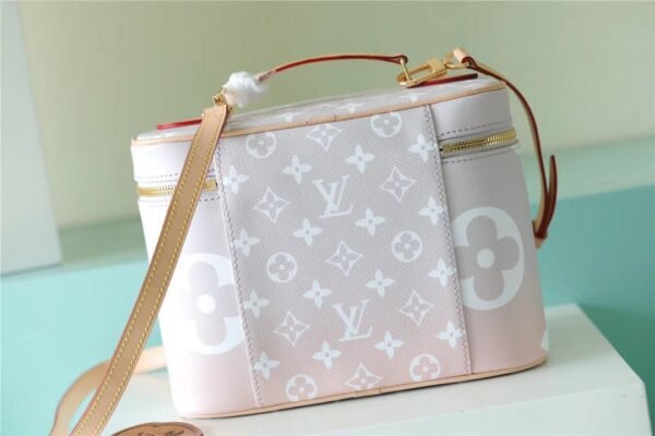 9ba89065 LV Nice BB Monogram Light Pink For Women, Women¡¯s Bags, Shoulder And Crossbody Bags 9.4in/24cm LV