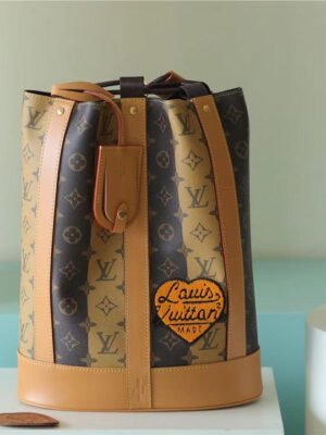 LV Randonee Messenger Monogram Stripes Brown For Men, Bags, Shoulder And Crossbody Bags 10.4in/26cm LV M45968