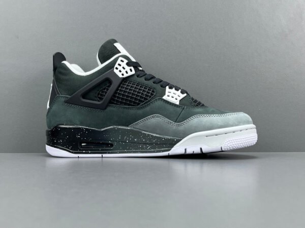 AIR JORDAN 4 x FEAR