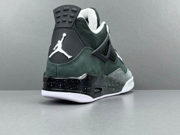 AIR JORDAN 4 x FEAR