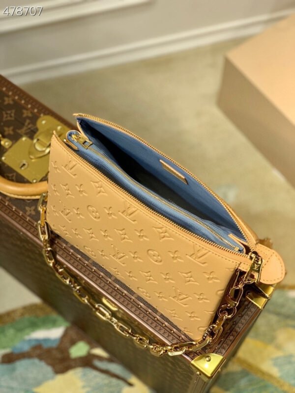 LV Coussin PM Monogram Embossed Puffy Cream For Women, Women¡¯s Handbags, Shoulder And Crossbody Bags 10.2in/26cm LV