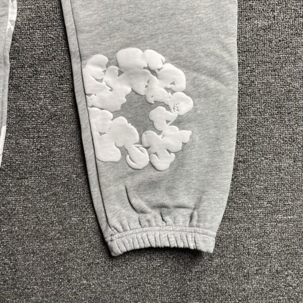 DENIM TEARS COTTON WREATH SWEATPANTS GREY