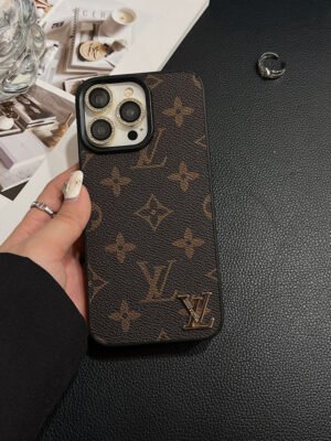 Lou Classic Leather iPhone Case
