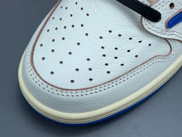 JORDAN_1_LOW_OG_x_TRAVIS_SCOTT_FRAGMENT_-_Prime_Reps_15 JORDAN 1 LOW OG x TRAVIS SCOTT FRAGMENT