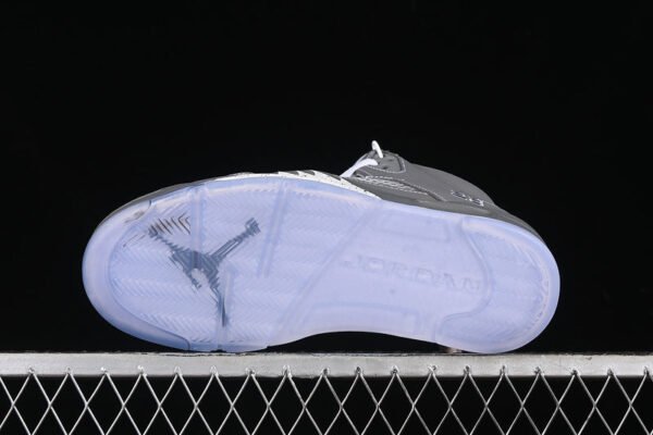 JORDAN 5 x WOLF GREY