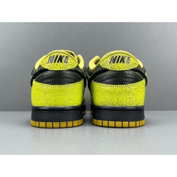 NIKE DUNK LOW x HALLOWEEN