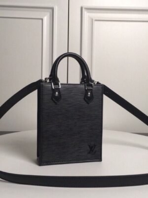 LV Petit Sac Plat Black For Women, WoWallet 5.5in/14cm LV M69441