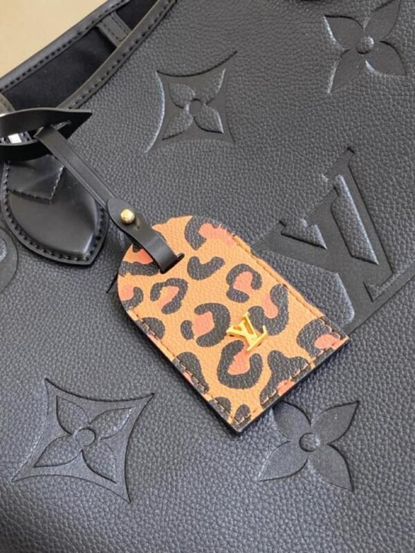 WhatsApp-Image-2021-11-19-at-12-12-15-4 LV Neverfull MM Tote Bag Wild At Heart Monogram Empreinte Black For Women, Shoulder Bags 12.2in/31cm LV M45856