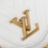 WhatsApp-Image-2022-02-21-at-13-50-19-4-1 LV New Wave Chain Bag White For Women, Shoulder And Crossbody Bags 9.4in/24cm LV M58549