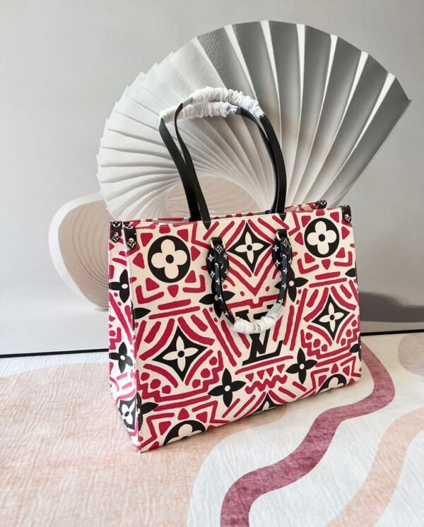 LV LV Crafty OnTheGo GM Tote Bag Monogram Giant Red For Women, Women¡¯s Handbags, Shoulder Bags 16.1in/41cm LV M45358