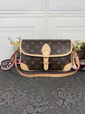 LV Diane Monogram Canvas For Women, Women’s Handbags, Shoulder Bags 9.4in/24cm LV M45985