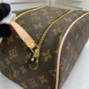 LV King Size Toiletry Monogram Canvas For Women, WoBags, Travel Bags 11in/28cm LV M47528