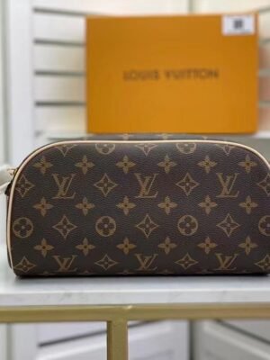 LV King Size Toiletry Monogram Canvas For Women, WoBags, Travel Bags 11in/28cm LV M47528