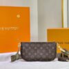 LV Multi Pochette Accessoires Bags Monogram Canvas Fall/Winter Collection M44813, Kaki/Beige