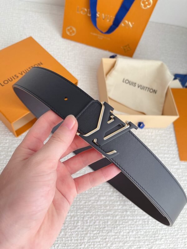 Luxury  LUV  BELTS 031