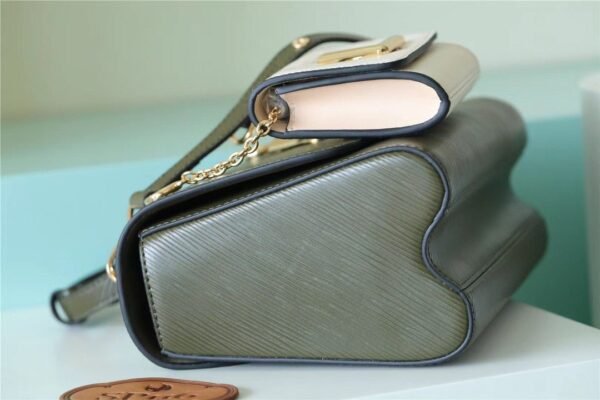 a6bc9c61 LV Twist MM Bag, Shoulder and Cross Body Bags For Women Kaki / Quartz White 9.1in/23cm LV M59884