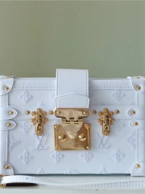 LV Petite Malle Monogram White For Women,  Shoulder And Crossbody Bags 7.9in/20cm LV M20847