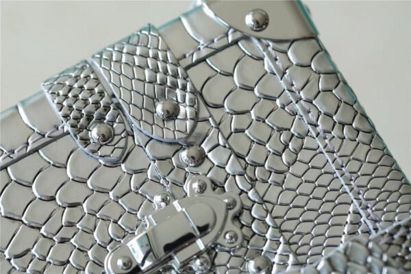 LV Petite Malle High Shiny Alligator Silver For Women,  Shoulder And Crossbody Bags 7.9in/20cm LV?