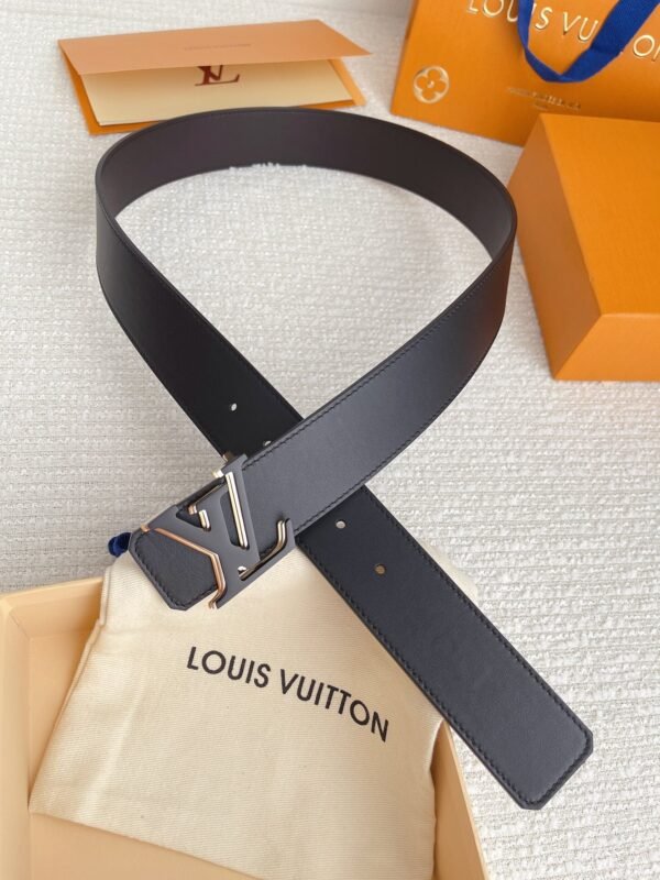 Luxury  LUV  BELTS 031