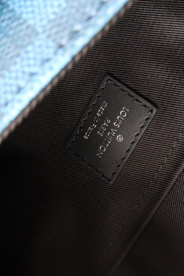 abaa1f2e LV Studio Messenger Damier Graphite Blue For Men, Bags, Shoulder And Crossbody Bags 9.3in/25.3cm LV N50026