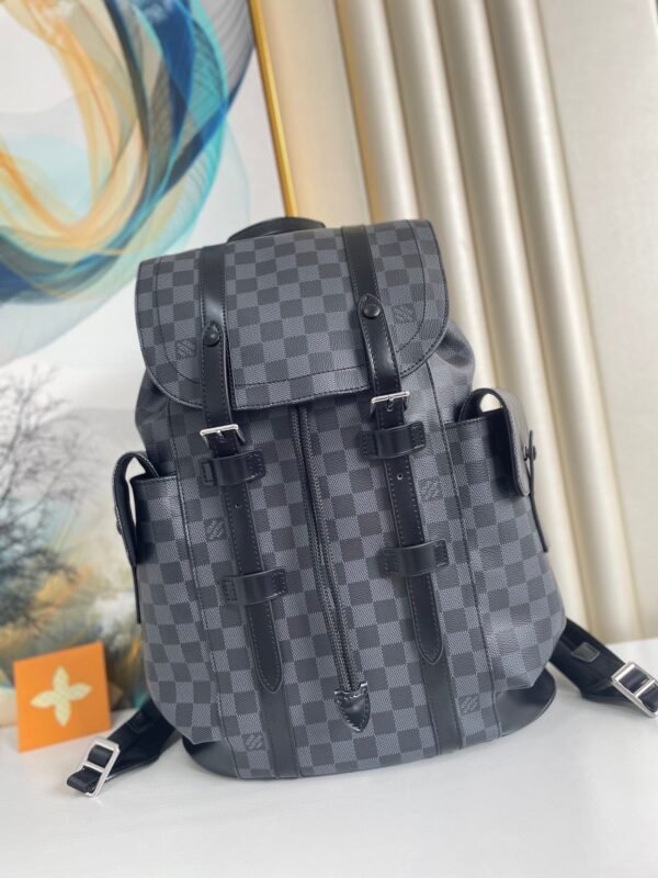 acbf82af LV Christopher PM Damier Graphite For Men, Bags, Backpack 17.3in/44cm LV N41379
