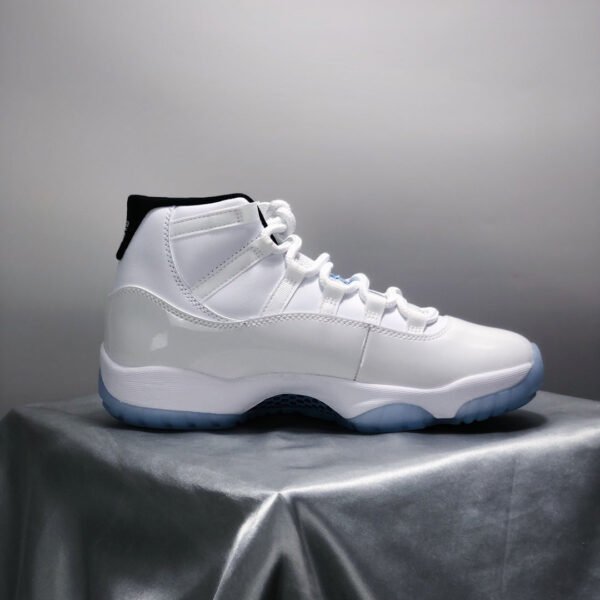 Air Jordan 11 ¡°Legend Blue¡±